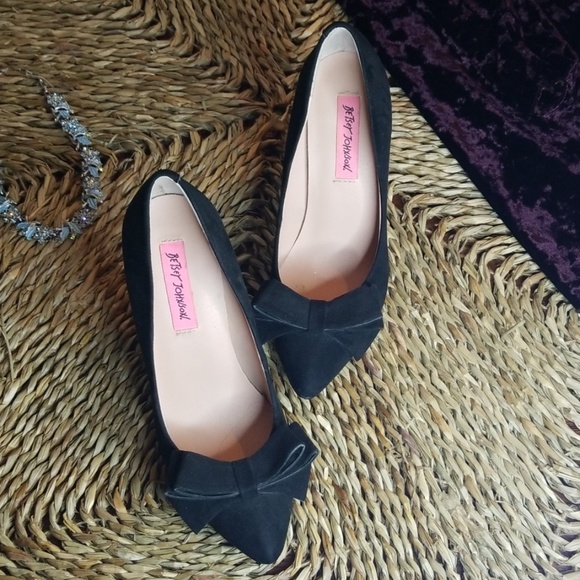 Betsey Johnson Shoes - Betsey Johnson Pumps